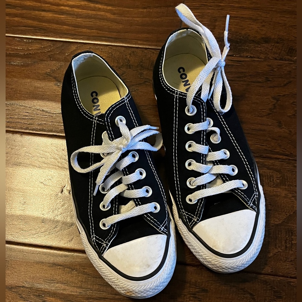 Black unisex Converse (M5/W7). Good Used condition